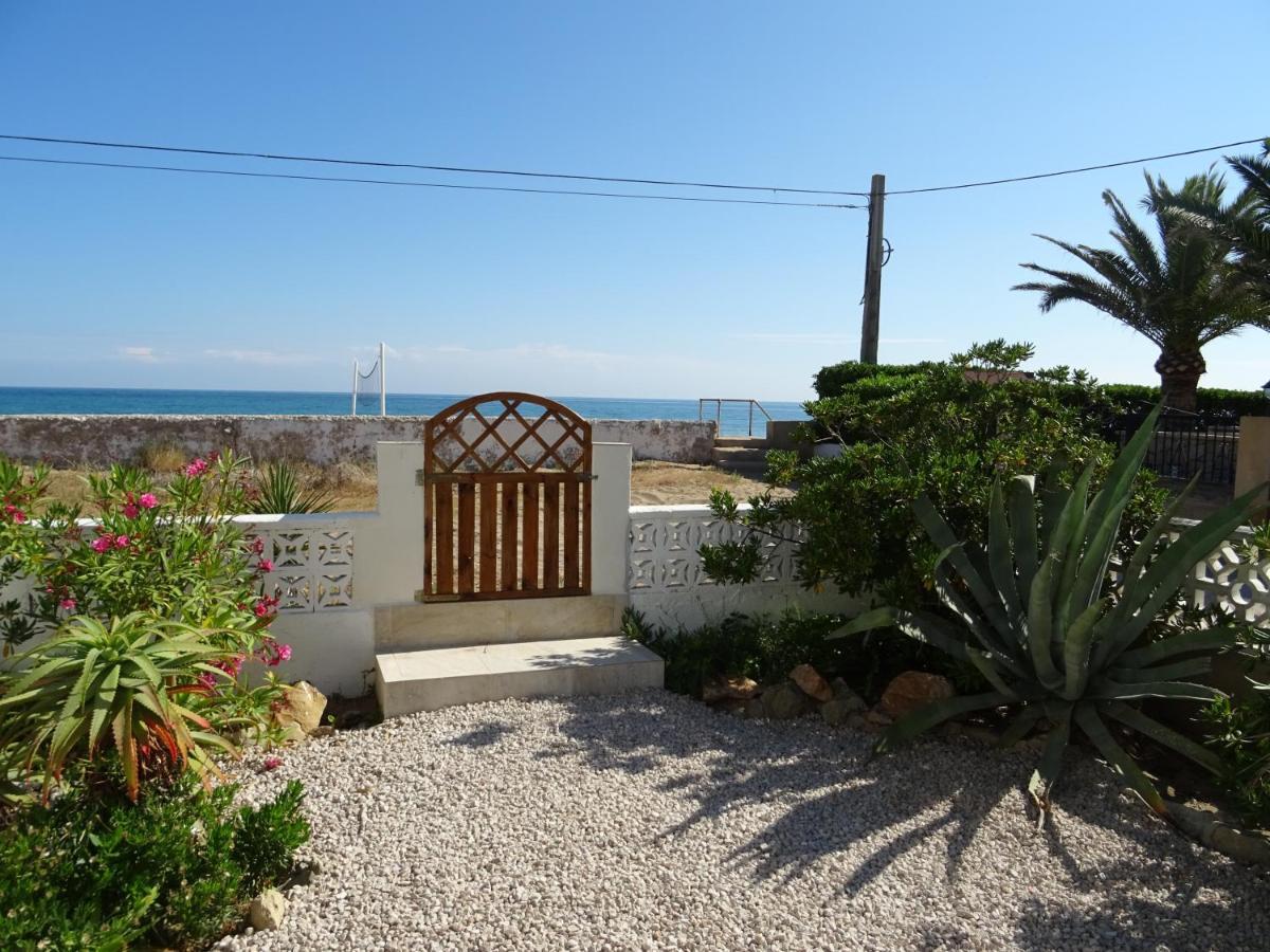 Villa At Seafront With Private Garden-655 德尼亚 外观 照片